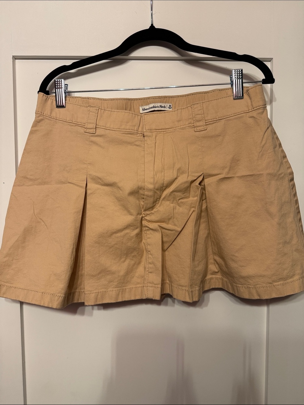 Abercrombie & Fitch Tan Pleated Mini Skirt